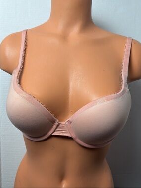 Victoria's Secret Blush Pink Molded Underwire T-Shirt Bra 32C